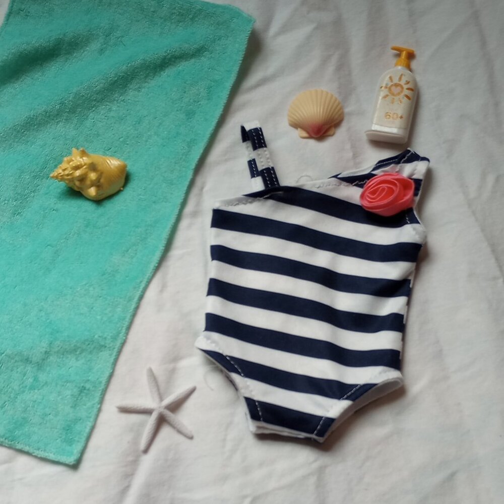 Our Generation Beach Day set for 18" dolls - Picture 3 of 3